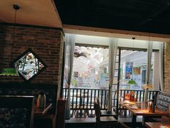 -洞庭土菜小炒馆(易发广场店)