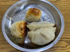 -黄阿姨锅贴大王(万航渡路店)