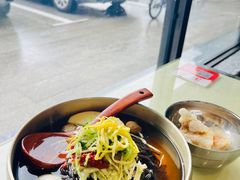 -服务大楼冷面(延大店)