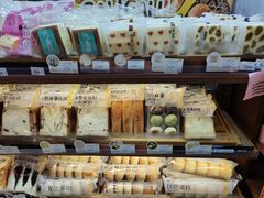 -全家便利店(愚园路六店)