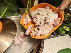 -润园四季椰子鸡火锅(卓越INTOWN店)