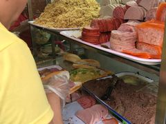 -Bánh Mì Huynh Hoa