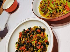 -老湘亲·品鉴湘菜(蔡塘爱琴海店)