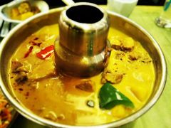 -浅深休闲酒店-停车场