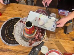 -毛辣果·贵州红酸汤牛肉火锅(西单店)