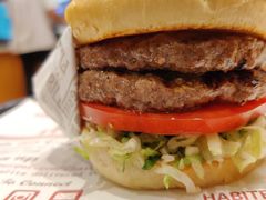 -The Habit Burger Grill 哈比特汉堡(爱琴海店)