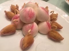 桃包拼烧鹅酥-唐宫海鲜舫