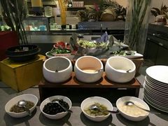 -海口绿发希尔顿酒店-田园汇自助餐·三文鱼·海鲜