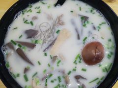 -津津老鸭粉丝馆(正东路店)