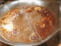 -湊湊火锅·茶憩(杭州湖滨银泰in77店)