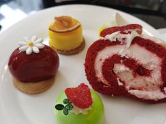 -圣丰索菲特·2 On 988 Café 自助餐厅