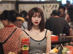 -洞亭火锅(防空洞总店)