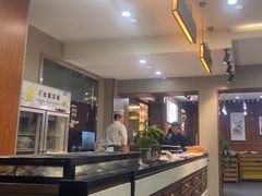 -高玛纳驴肉火烧(一世界店)