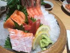 三文鱼刺身-虹料理·日料放题(悠方店)