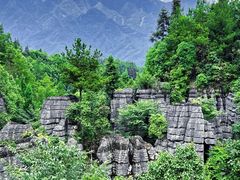 -梭布垭石林景区