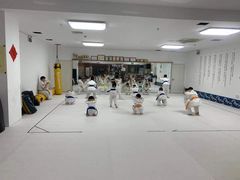 -极真空手道疾风道场(虹口凉城店)