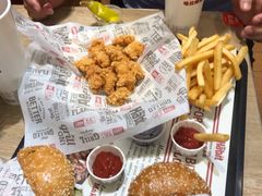 -The Habit Burger Grill 哈比特汉堡(爱琴海店)