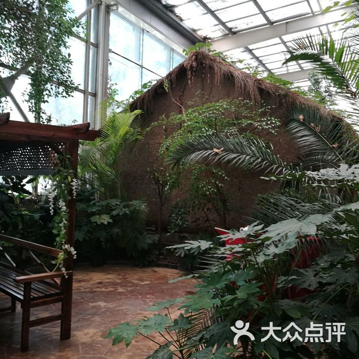 五登生态大酒店