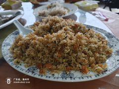 -霞涌市场海鲜摆卖区