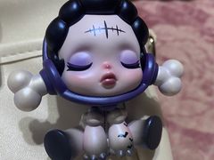 -泡泡玛特POPMART(国金街店)