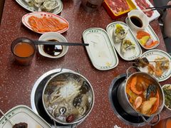 番茄锅底-四囍码头海鲜烧烤自助火锅(外滩南京东路悦荟广场店)