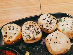 -小杨生煎(金山百联购物中心3楼店)