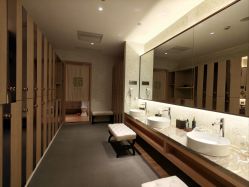 -上海外滩浦华大酒店·涟水疗SPA健身中心