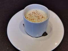 薄荷青豆汤佐洋葱泥-L'ATELIER de Joel Robuchon(外滩18号店)