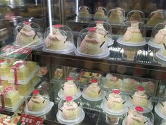 面包甜点陈列柜-味多美蛋糕(古城店)