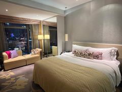 -深圳皇庭V酒店