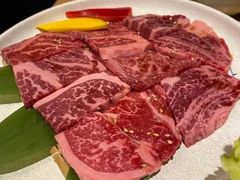上等牛外脊拼盘200G-炼火烤肉店