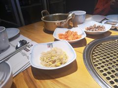 -唯成•韩国炭火烤肉 유성고기