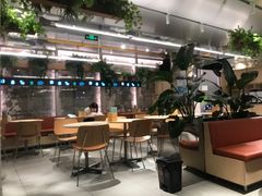 -老乡鸡(上海白玉兰广场店)