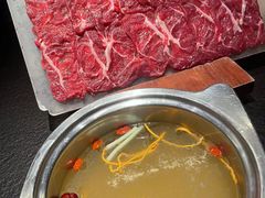 -海上明月海鲜火锅 鲜切牛肉