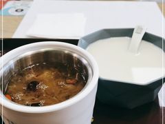 养颜梨耳羹-魏家凉皮(协和店)