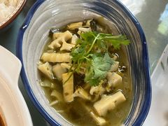 凉拌春笋-吉事利茶餐厅