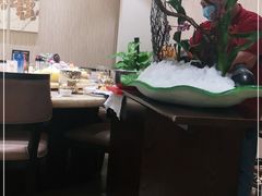 -海鲨湾海鲜会馆(百家湖1912店)