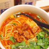 魔都舌尖上的面食🍜一家可以吃饭的“图书馆”