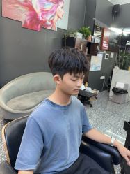 -藤野造型专业烫染接发