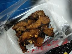 -梅记大块头爆鱼店(乍浦路店)