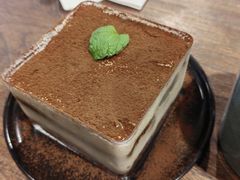 -房角石咖啡与书(吉大南校店)