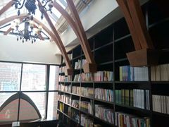 -钟书阁(松江泰晤士小镇店)