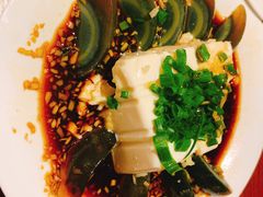 皮蛋豆腐-好嫂子酱猪手•农家菜(华远坊店)