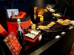 -Salon de The de Joel Robuchon(外滩18号店)
