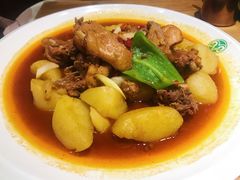 沙湾大盘鸡-塔哈尔·新疆盛宴(城西银泰店)