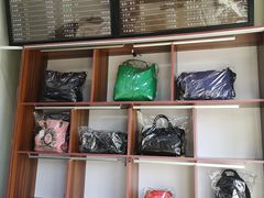 -翰皇直营洗衣洗鞋(望京鹿港店)