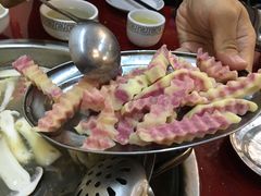 -老石黑山羊毛驴肉火锅(金凯广场店)