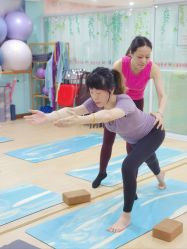 -爱尔乐美孕产瑜伽·普拉提