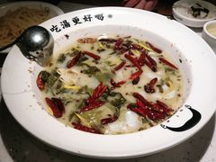 -江渔儿酸菜鱼·拔草餐厅(虎门君乐汇店)