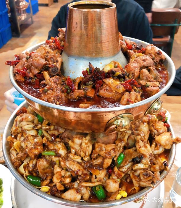 恒记·小朱里炭火蛙锅特色鸡火锅图片 - 第4张